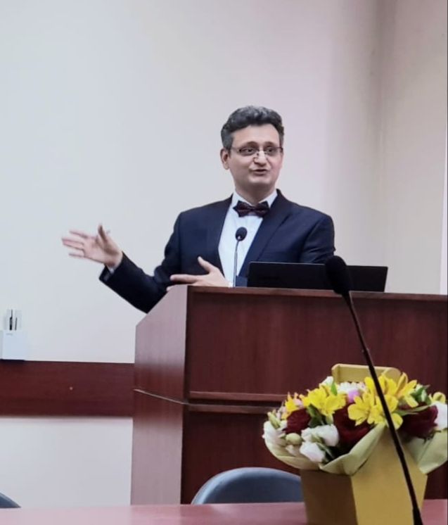 Поздравляем выпускника аспирантуры по кафедре геоэкологии и природопользования Аль-Нуссаири Хусам Халаф Кадим из Ирака с присвоением ученой степени кандидата географических наук!