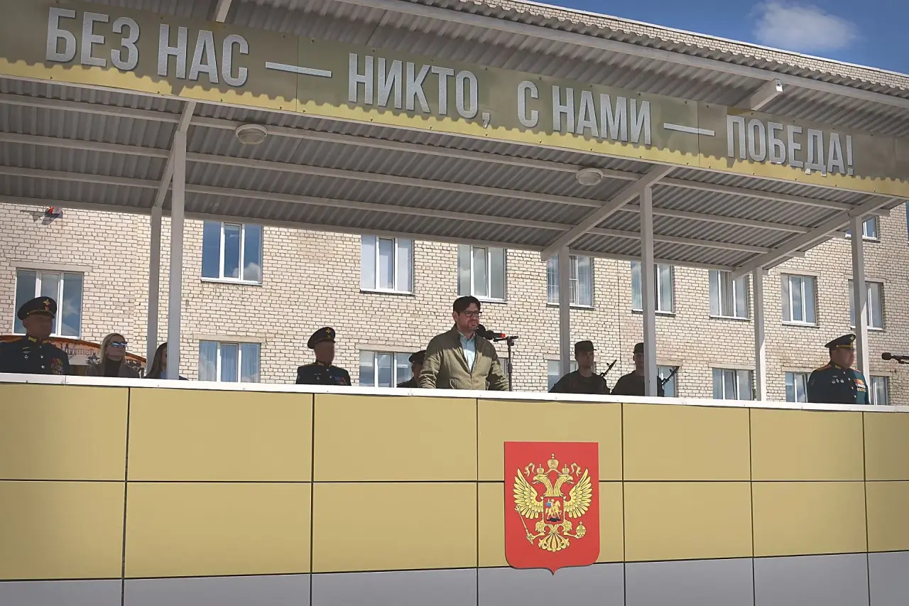 Знамя, слово и долг: курсанты Военного учебного центра ГУЗ приняли Воинскую присягу