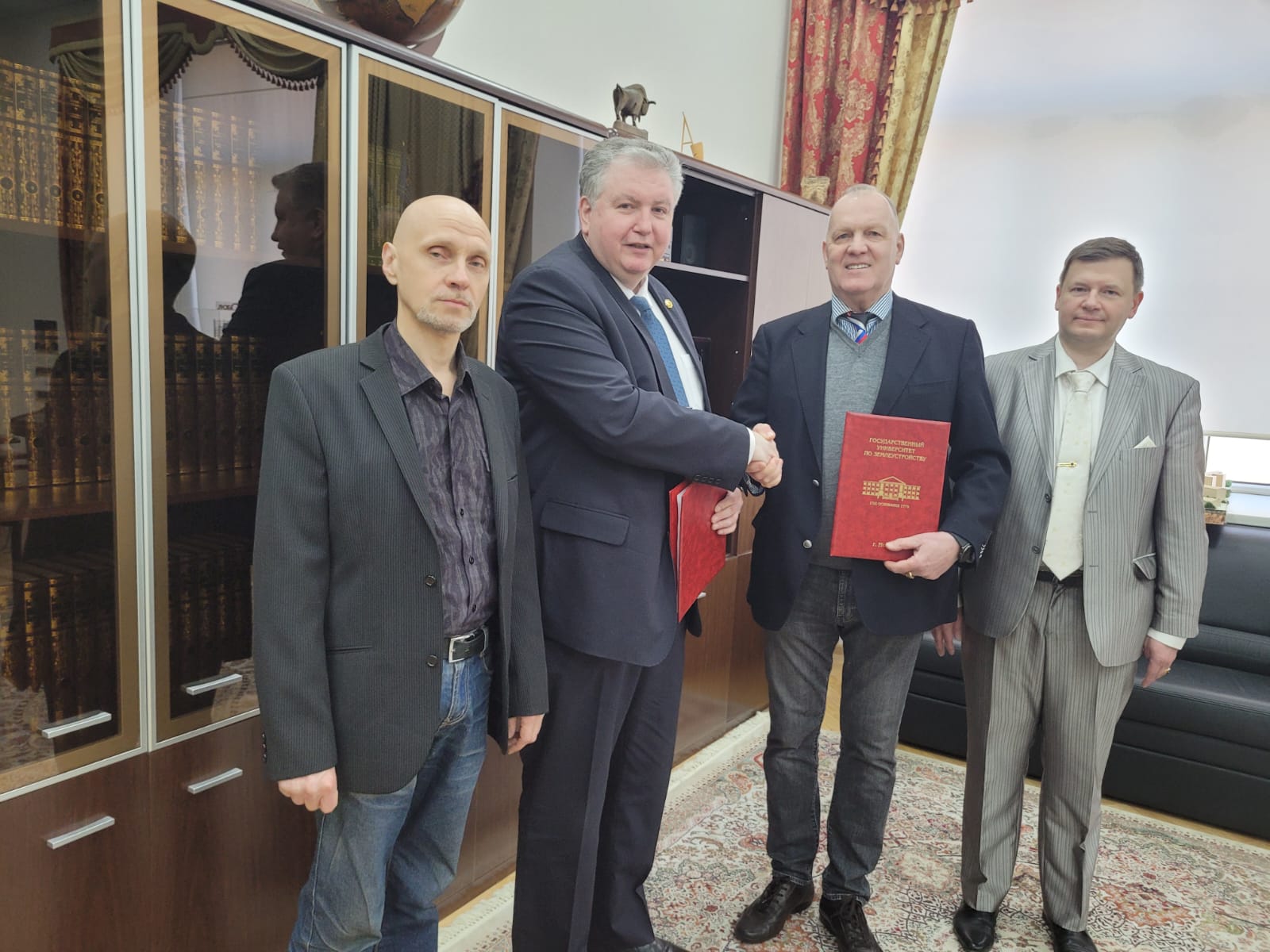 Сотрудничество ГУЗ с журналом «Власть»