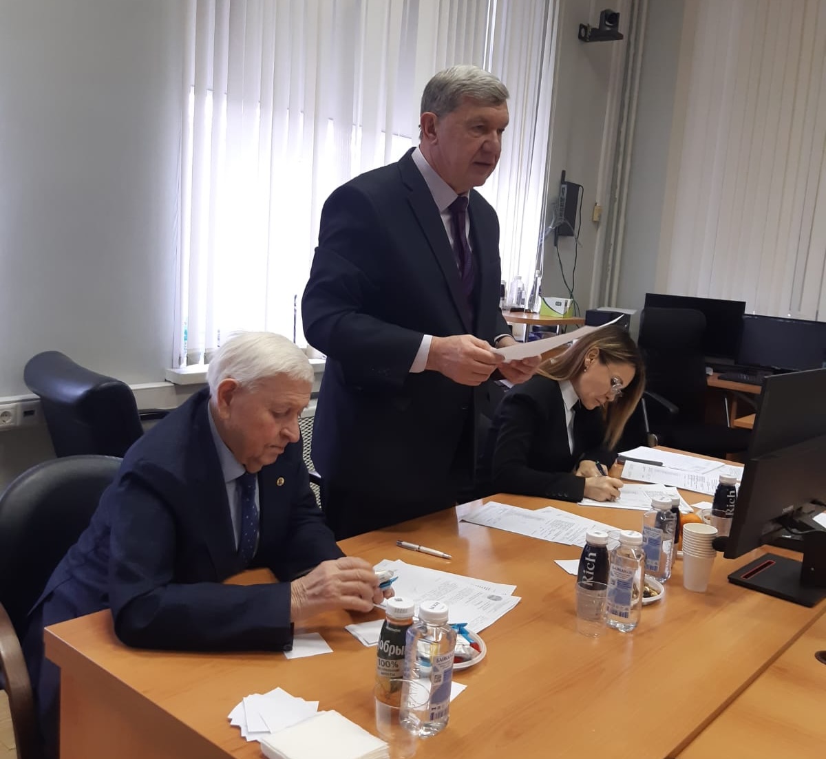 Кандидатский минимум сдали на максимум аспиранты ГУЗ 