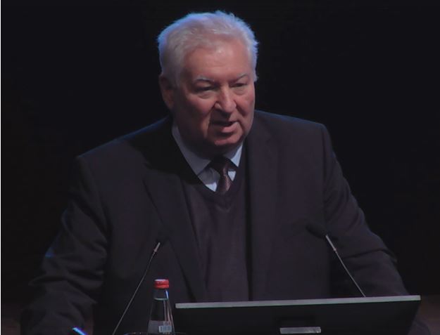 Профессор кафедры экономики и управления недвижимостью, академик РАН В.Н. Хлыстун выступил на общем собрании членов РАН