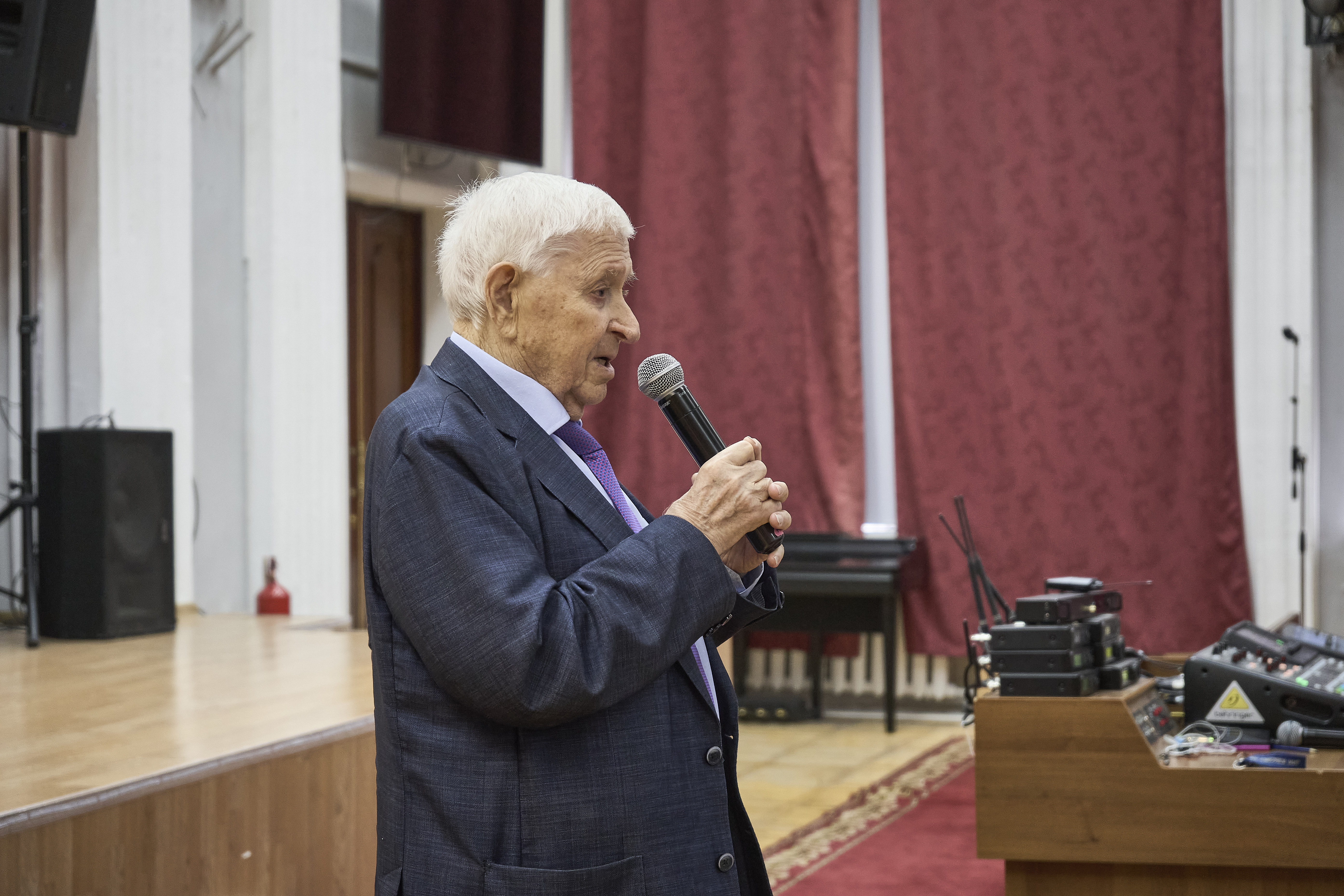 Старт в профессию: на факультете землепользования и землеустройства ГУЗ прошло собрание для первокурсников