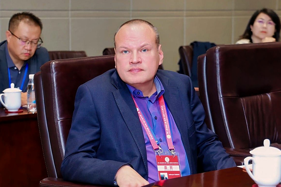 Великий цифровой шелковый путь: ГУЗ проложил новые маршруты сотрудничества в Дуньхуане