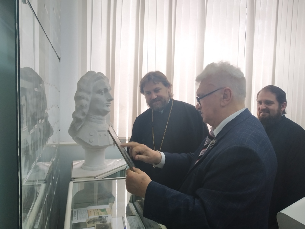 8 июля 2020 года Государственный университет по землеустройству с ознакомительным визитом посетил новый настоятель Богоявленского кафедрального собора г. Москвы епископ Фома