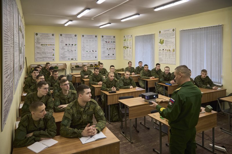 Участники СВО провели занятие по минно-взрывному делу для студентов Военного учебного центра при ГУЗ 