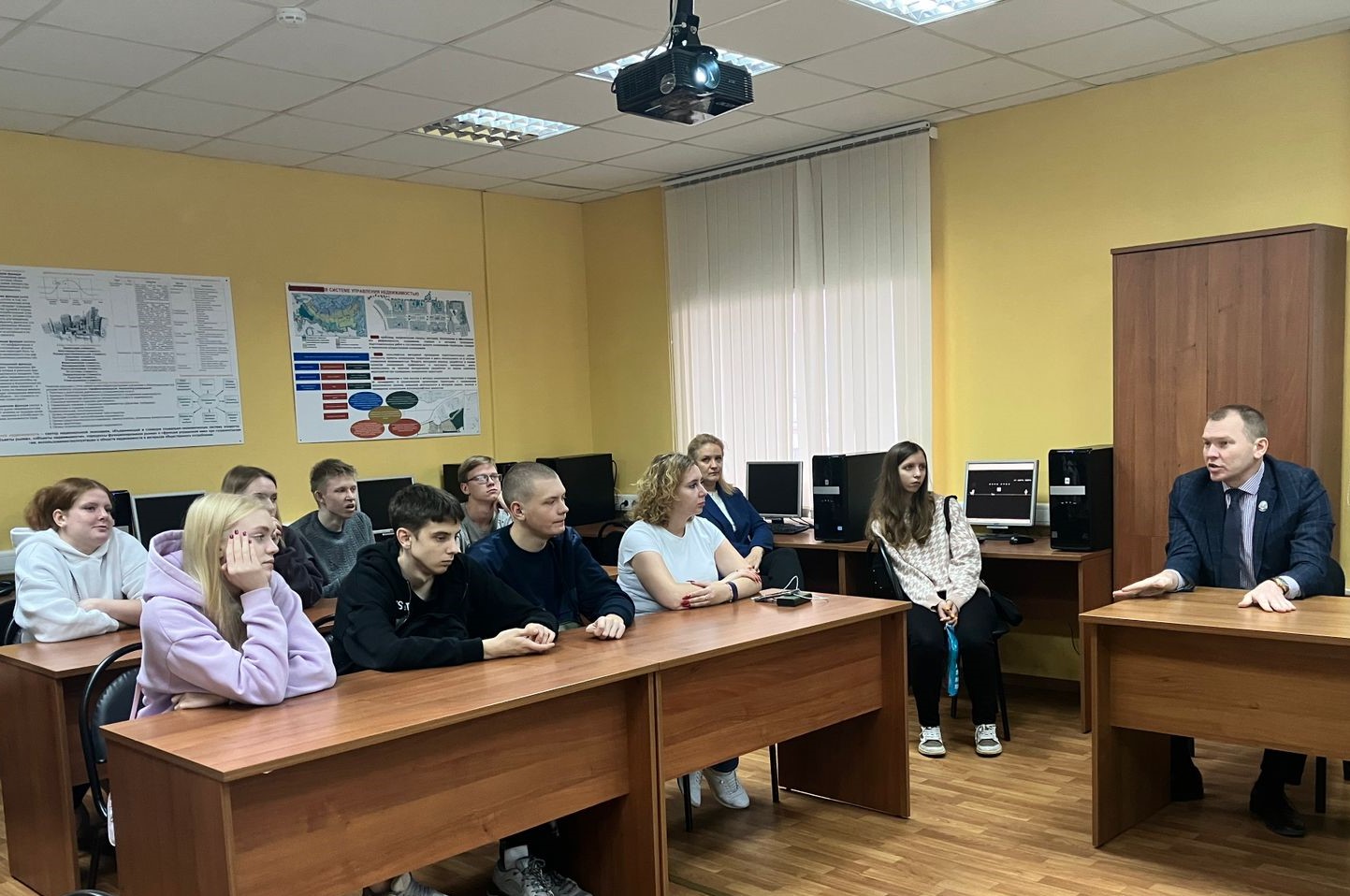 В гостях у ГУЗ побывали студенты Московского образовательного комплекса
