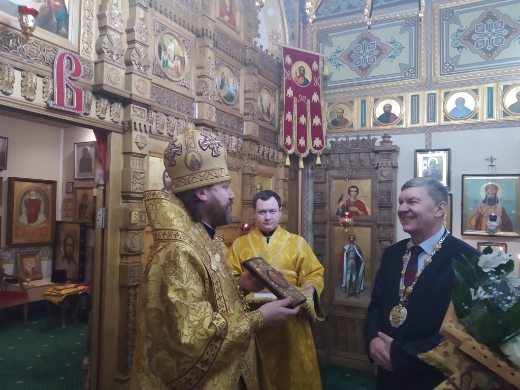 12 января 2021 г. в Домовом храме святых равноапостольных Константина и Елены ГУЗ состоялась Божественная Литургия в честь праздника Рождества Христова