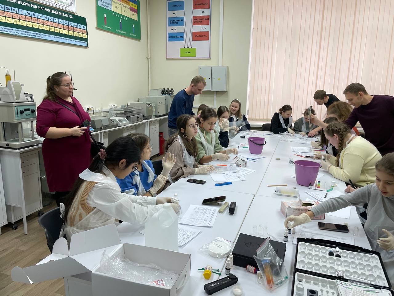 В рамках проекта «Университетские субботы» в ГУЗ состоялись практикум и мастер-класс «Порча» и «доброта» воды