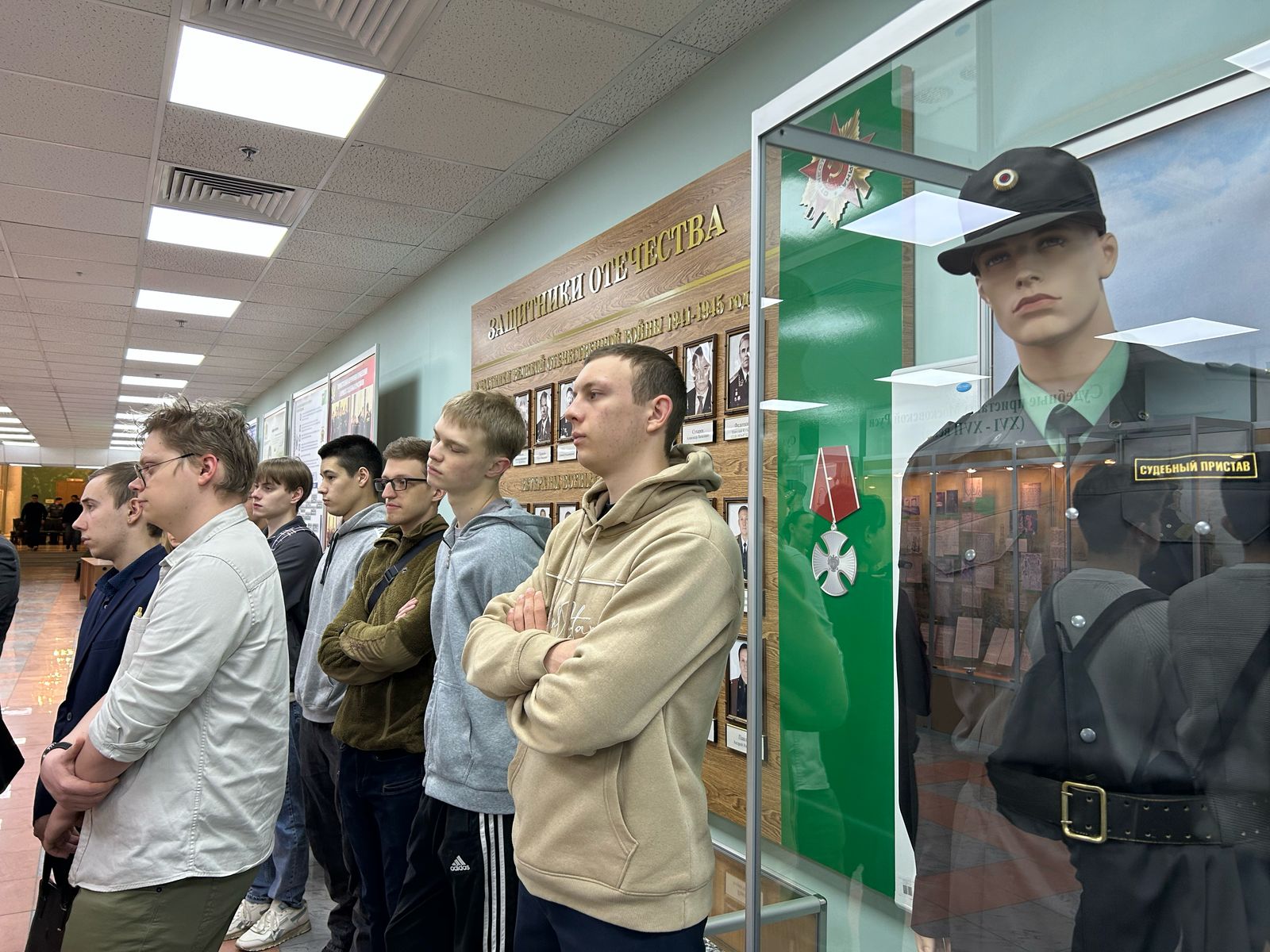 Судебные приставы раскрыли секреты профессии студентам ГУЗ 