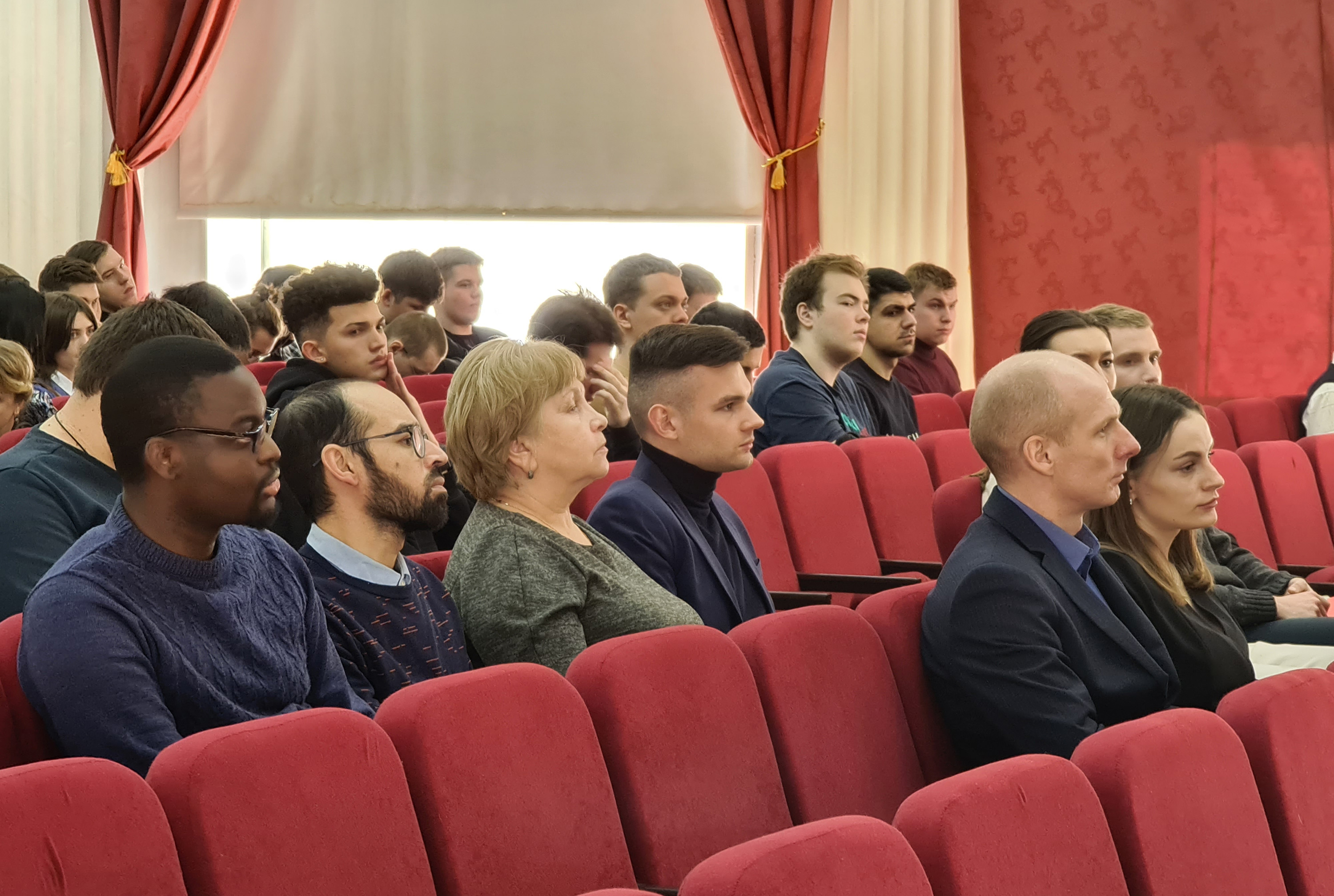 1 марта 2023 года В ФГБОУ ВО ГУЗ прошла Международная научно-практическая конференция «Социально-экономические и правовые последствия принятия Федерального закона «Об обороте земель сельскохозяйственного назначения» 