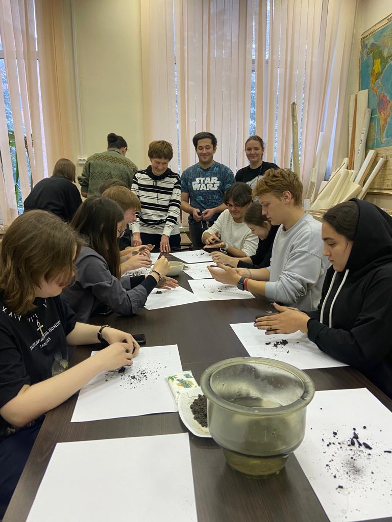  «Почва – зеркало ландшафта»: мастер-класс кафедры геоэкологии и природопользования