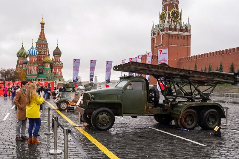 7 ноября на Красной площади откроется музей военно-исторической техники