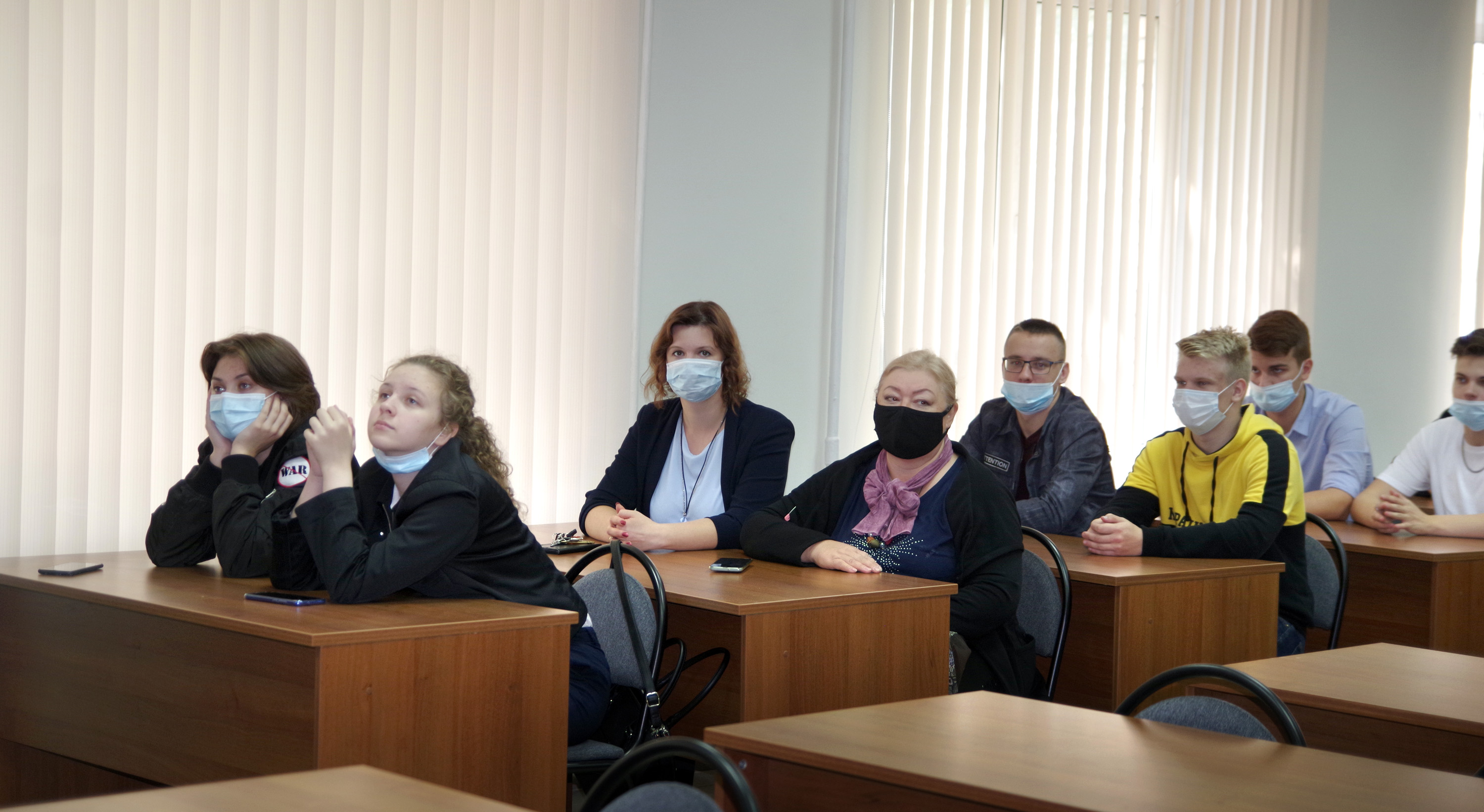 16 сентября 2020 года в Государственном университете по землеустройству прошел информационный семинар, посвященный профилактике инфекций, гриппа и ОРВИ