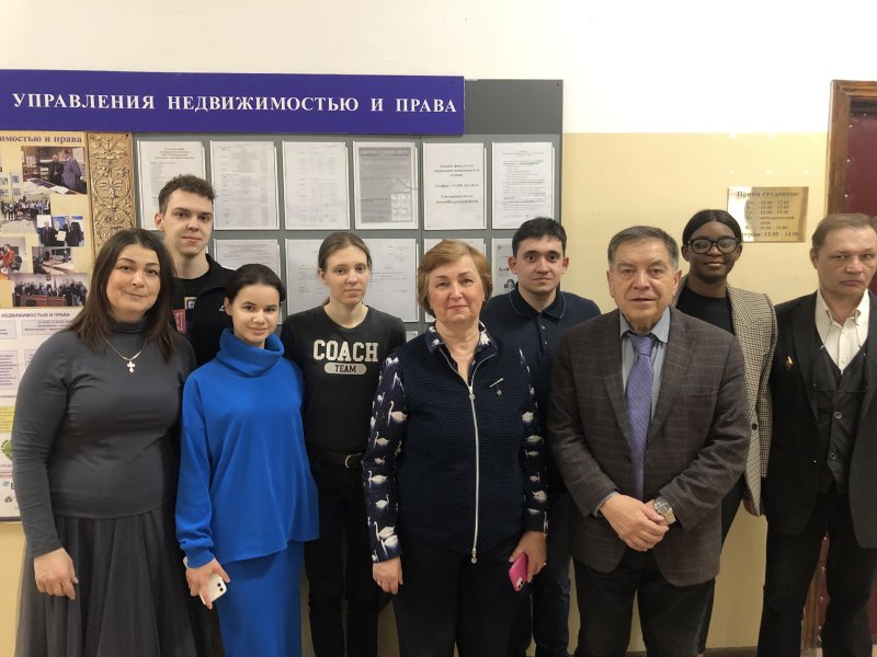 Преподаватели кафедры публичного права провели мастер-класс для студентов Московского областного колледжа информации и технологий