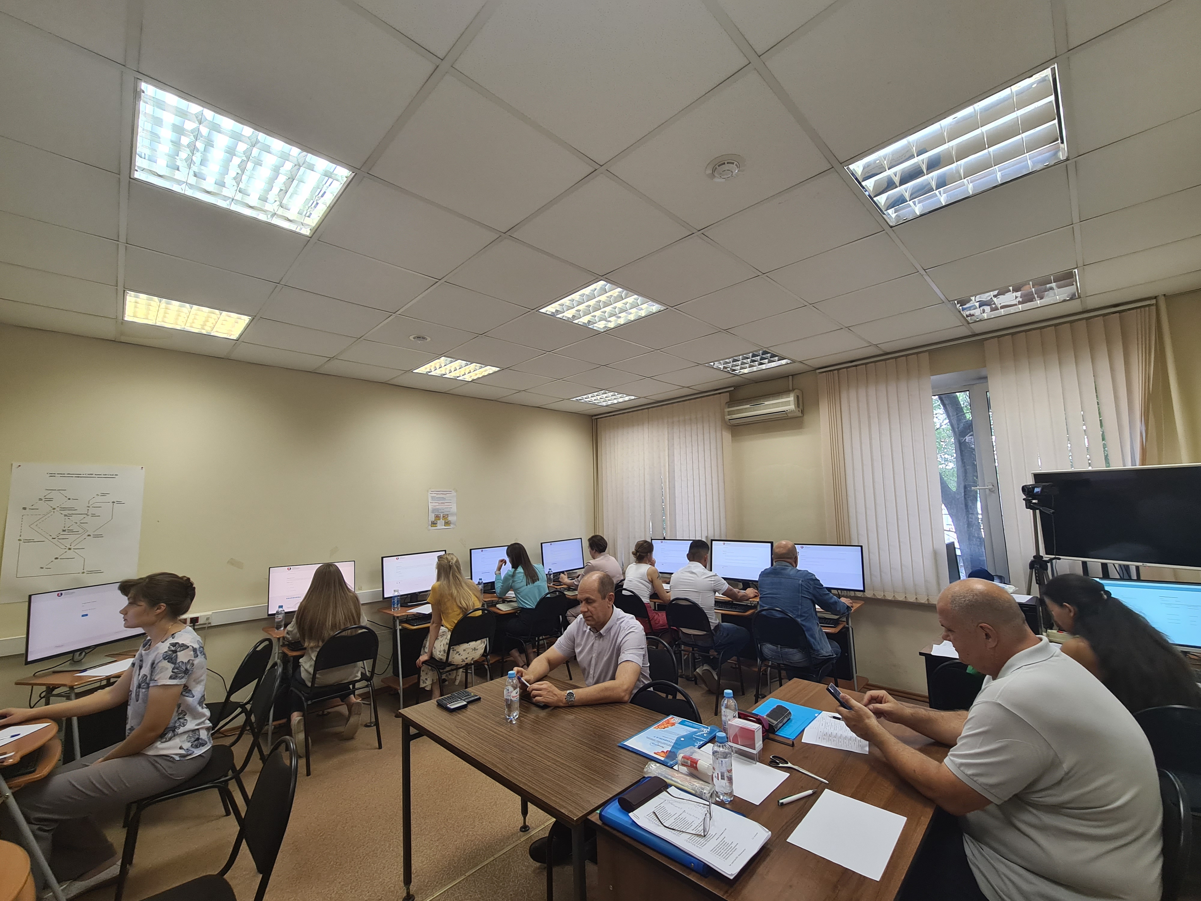 В ГУЗ прошли теоретические экзамены, подтверждающие наличие профессиональных знаний, необходимых для осуществления кадастровой деятельности