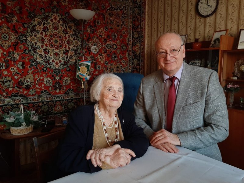 Поздравляем с 95-летием ветерана Советского и Российского землеустройства, выпускницу МИИЗ Клару Михайловну Кирюхину!