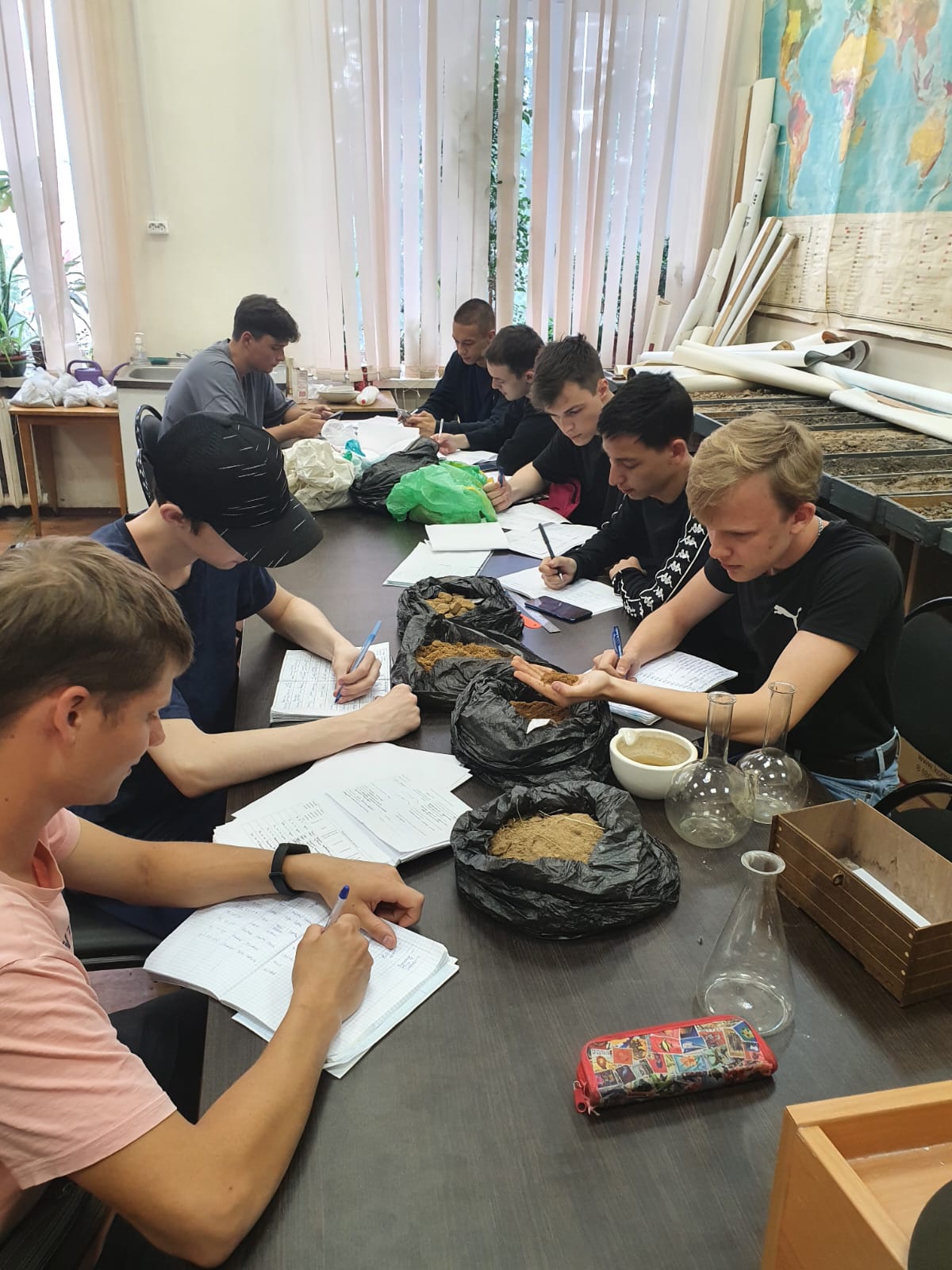 Полевые учебные практики кафедры почвоведения, экологии и природопользования - результат соединения теоретических знаний с практическими умениями и навыками