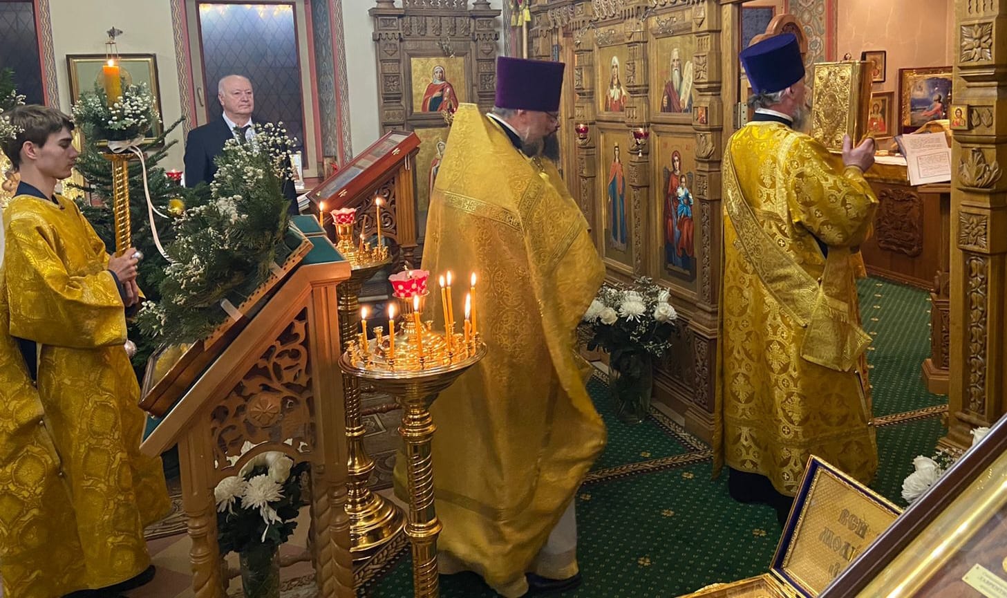 Рождество Христово: в домовом храме ГУЗ прошло праздничное богослужение