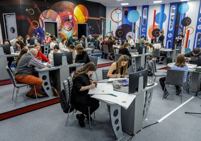  Поздравляем наших студентов кафедры «Архитектура»  с  успешным  выступлением на Всероссийском фестивале молодых архитекторов «Перспектива – 2022»