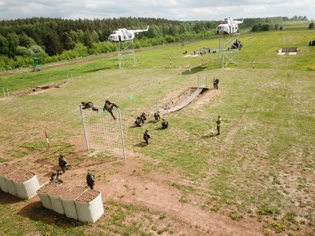Курсанты Военного учебного центра при ГУЗ заняли призовые места в III Межвузовской военной инженерной универсиаде.