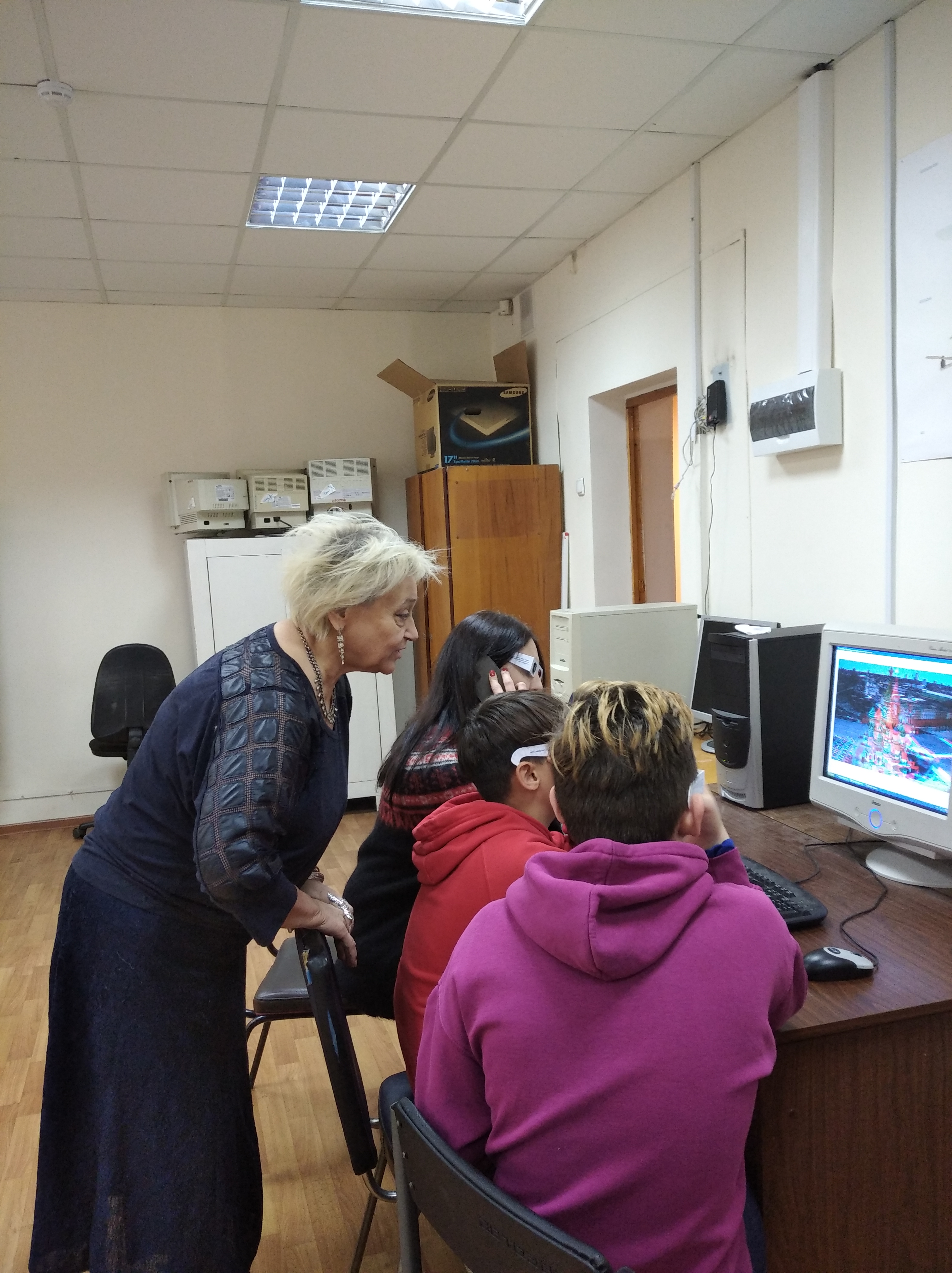 На кафедре Дистанционного зондирования и цифровой картографии в рамках проекта «Инженерные субботы московского школьника» 3 декабря прошел мастер-класс по теме «Космический мониторинг природных ресурсов»