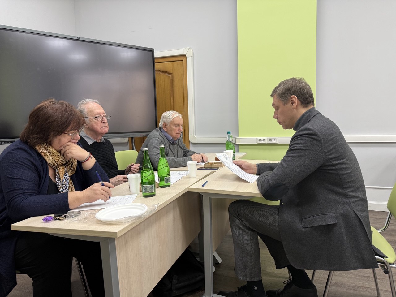 Кандидатский минимум сдали на максимум аспиранты ГУЗ 
