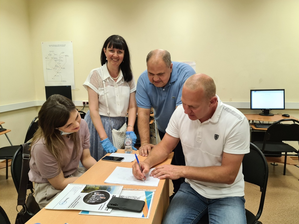16-17 июня 2021 года на базе ГУЗ Ассоциацией «Национальное объединение саморегулируемых организаций кадастровых инженеров» проведены экзамены для работников в области кадастровой деятельности