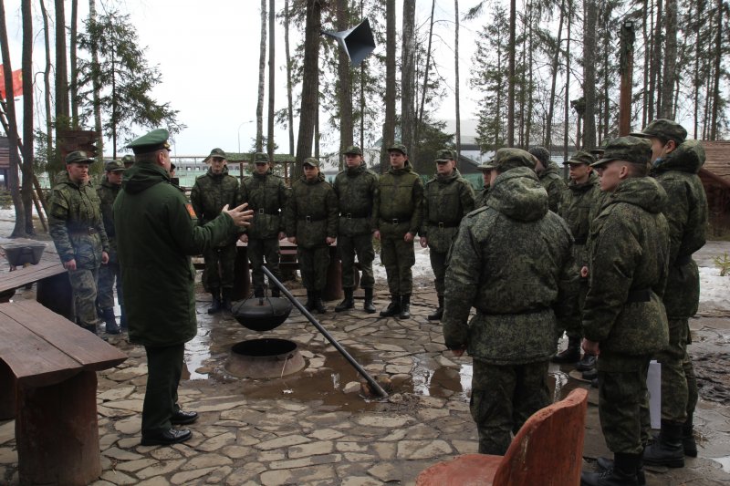 7 апреля 2021 г. преподаватели и студенты Военного учебного центра ГУЗ приняли участие в выездном комплексе занятий в Парке Патриот