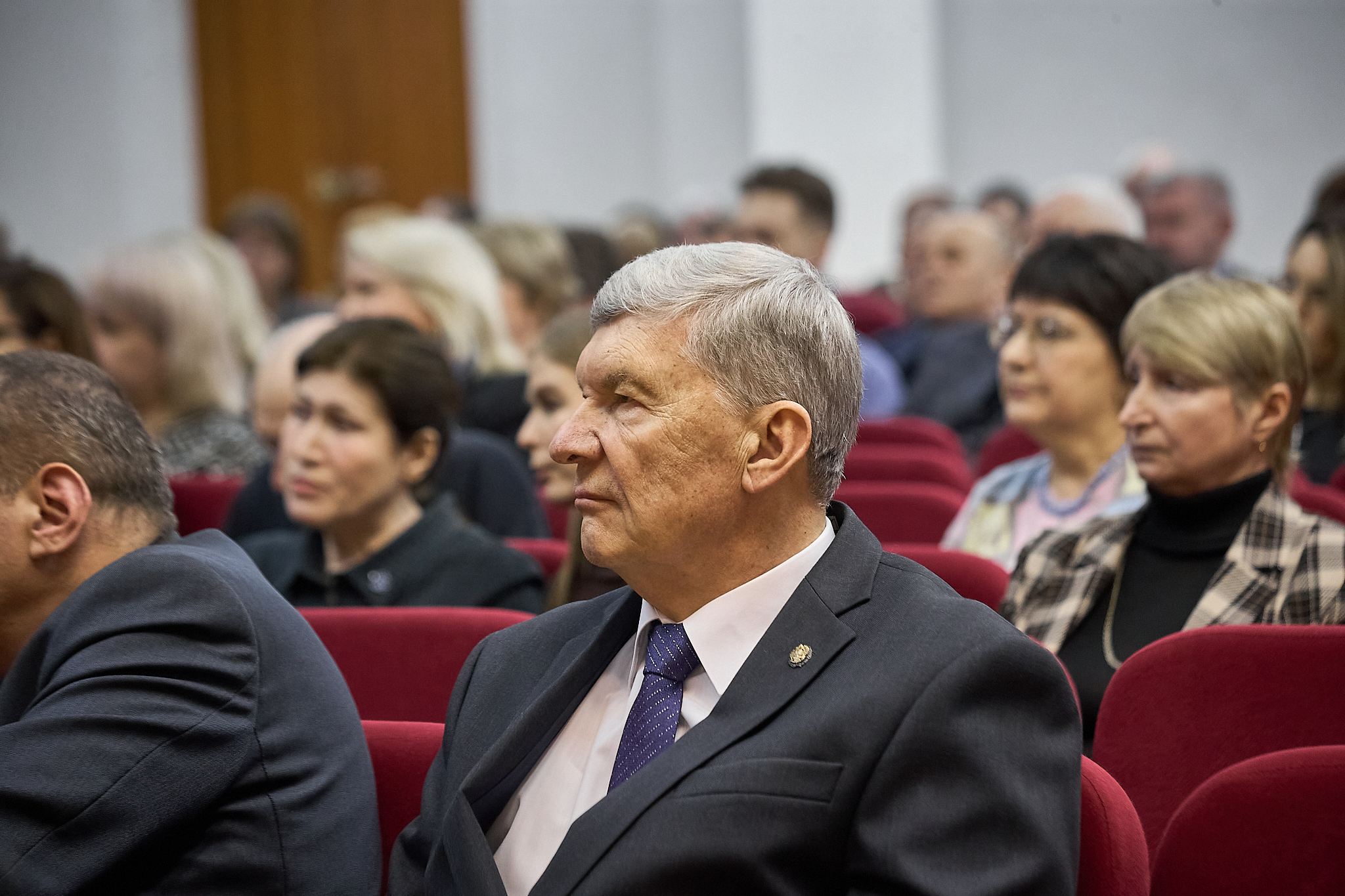 «Сила – в знании!». Состоялся «Час ректора» для преподавателей и сотрудников университета