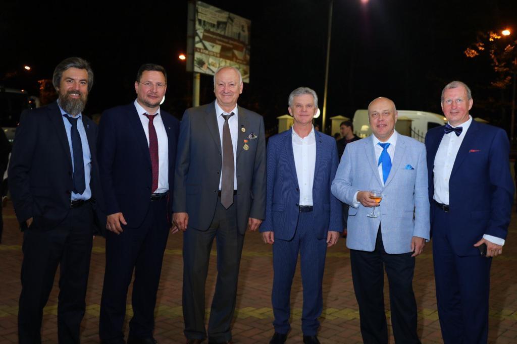 Участие профессора кафедры городского кадастра ГУЗ А.Л. Ликефет в работе Сочинского Всероссийского жилищного конгресса
