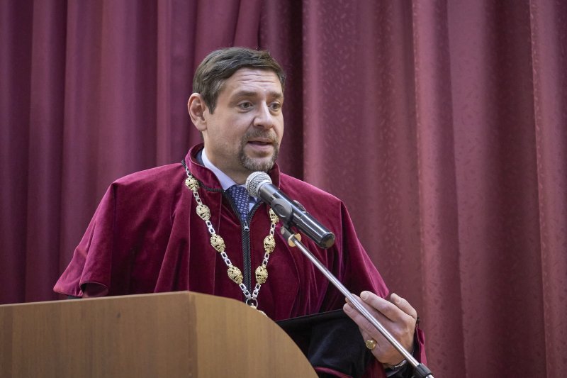 На новом этапе: руководитель ГУЗ Александр Линников отчитался на заседании Ученого совета о работе за год