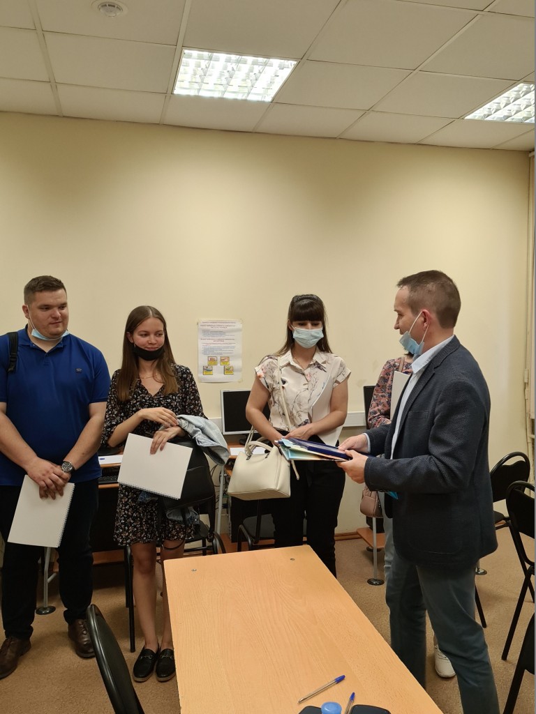 16-17 июня 2021 года на базе ГУЗ Ассоциацией «Национальное объединение саморегулируемых организаций кадастровых инженеров» проведены экзамены для работников в области кадастровой деятельности