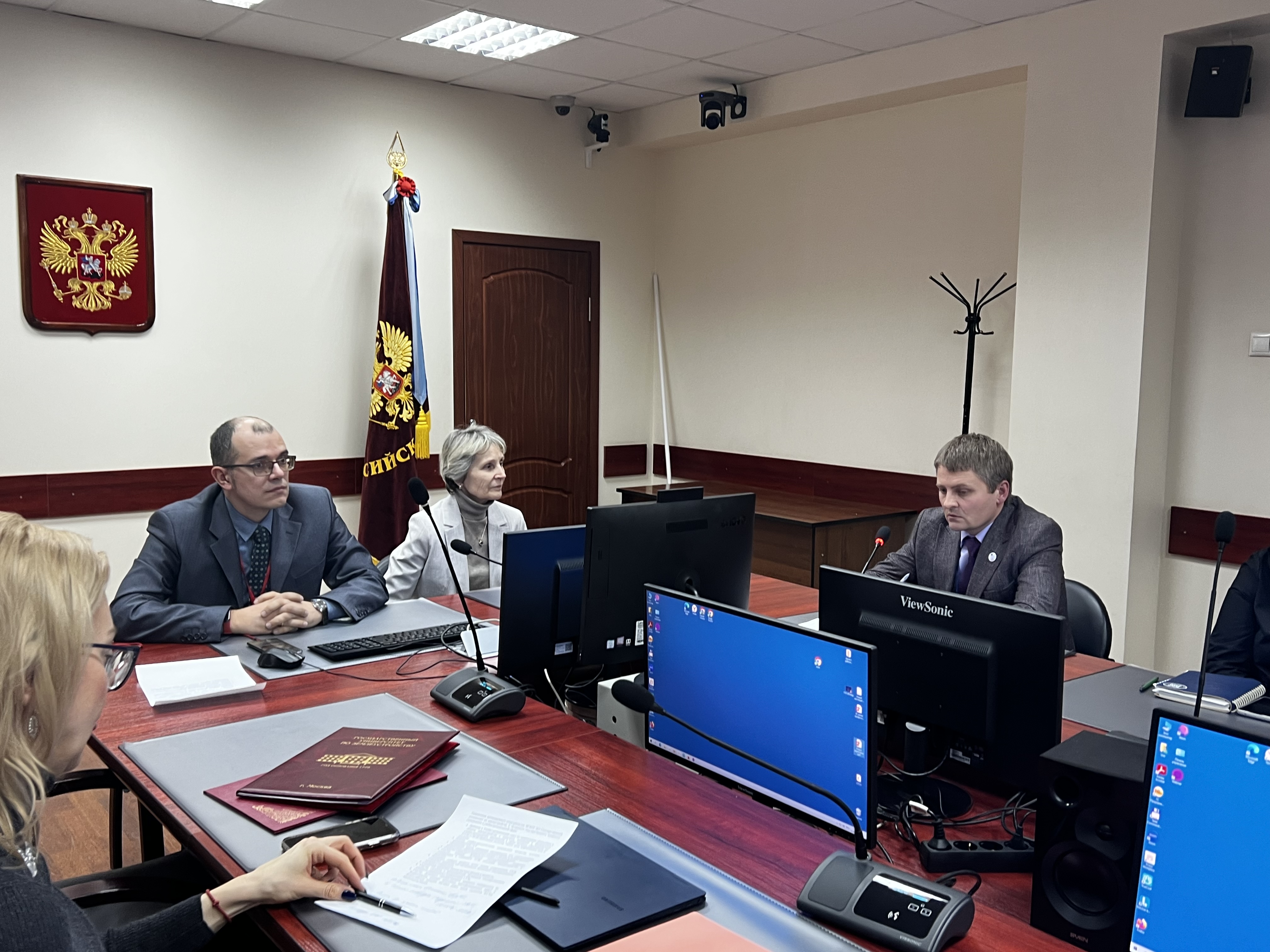 Круглый стол «Роль образования и новые подходы в образовательной деятельности в области «Землеустройство и кадастры» при интеграции новых территорий»
