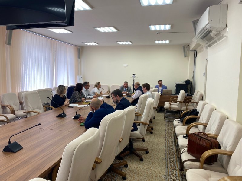 11 августа 2021 года делегация ГУЗ под руководством проректора Д.А. Шаповалова приняла участие в совещании с представителями органов исполнительной власти и Правительства Калужской области