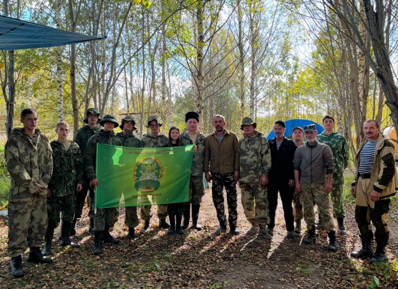 Членов клуба «Ориентир» наградили за вклад в сохранение памяти героев ВОВ