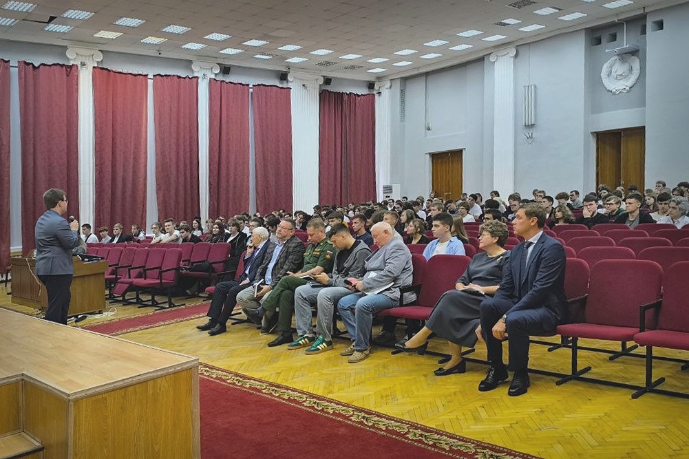 Старт в профессию: на факультете землепользования и землеустройства ГУЗ прошло собрание для первокурсников