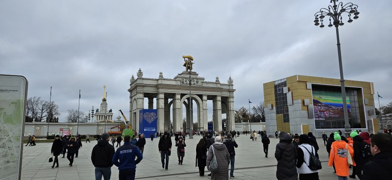 Студенты  ГУЗ на международной выставке-форуме «Россия»