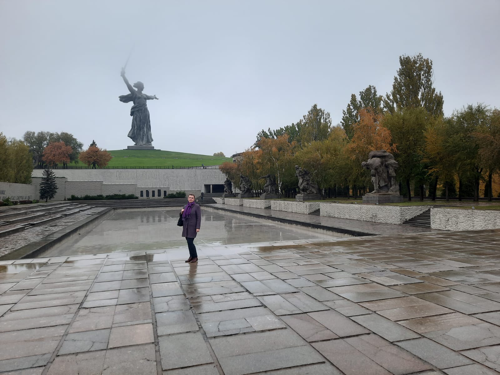 В ходе рабочей встречи в г. Волгограде был заключен договор о сотрудничестве между Государственным университетом по землеустройству и Федеральным научным центром агроэкологии, комплексных мелиораций и защитного лесоразведения РАН