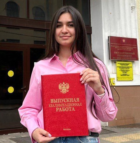 Аида Селютина: «Вуз – это не школа! Нужно самостоятельно контролировать свой учебный процесс»