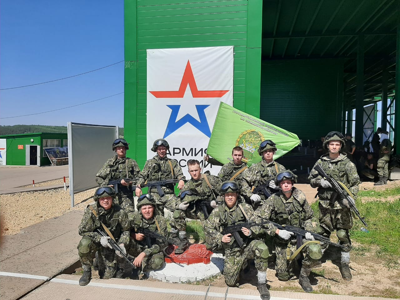 Курсанты Военного учебного центра при ГУЗ заняли призовые места в III Межвузовской военной инженерной универсиаде.